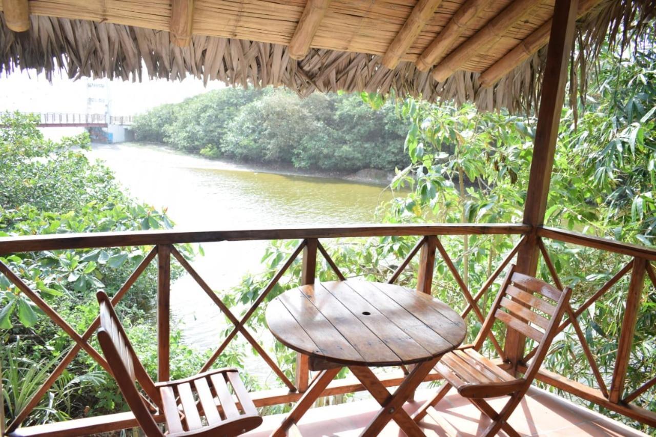 Hotel Bambu Canoa Exteriér fotografie